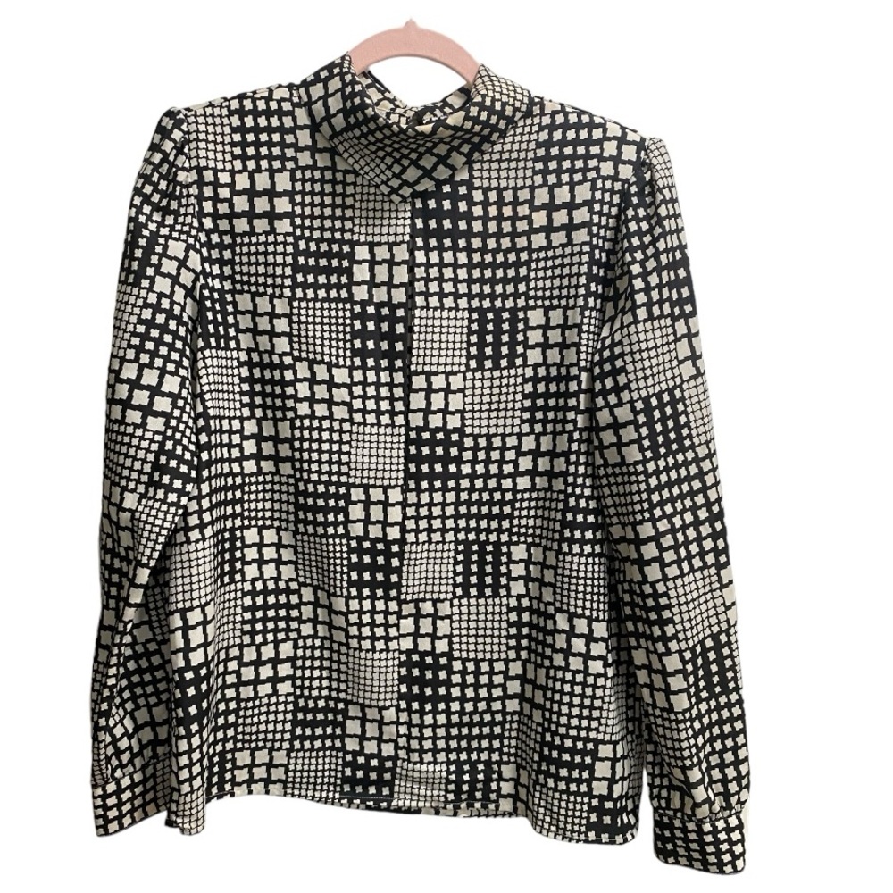 Vintage Country Suburbans Black/White Patterned Blouse, size 8‎